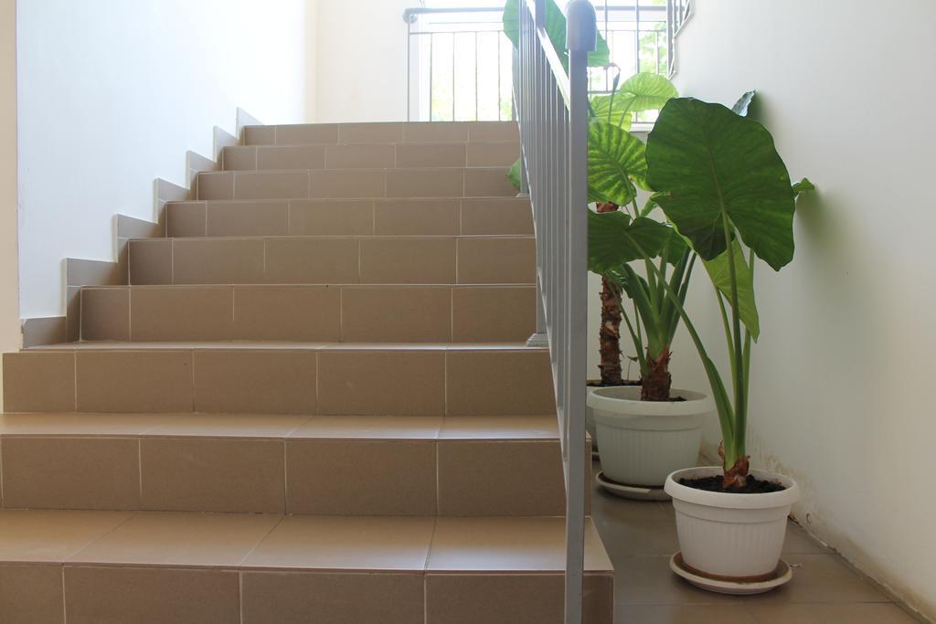 Aqua Blue Apartments Pantai Sunny Bagian luar foto
