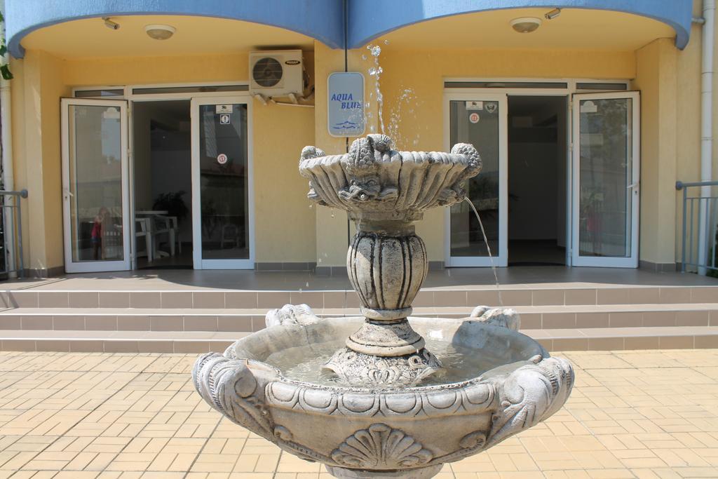 Aqua Blue Apartments Pantai Sunny Bagian luar foto