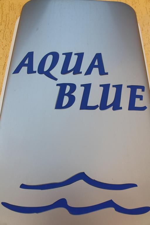 Aqua Blue Apartments Pantai Sunny Bagian luar foto